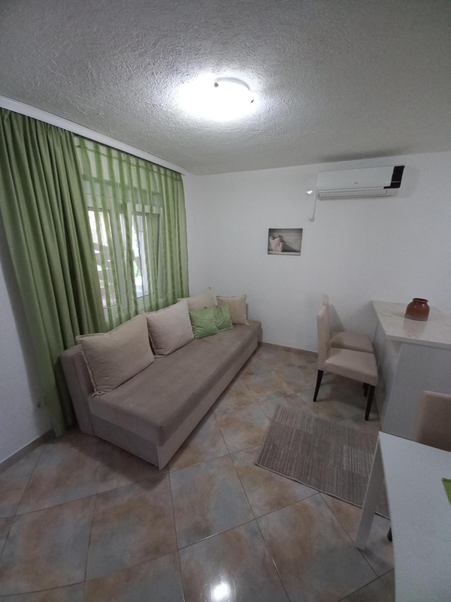 Ferienwohnung Nana Dea 2 Utjeha Zimmer foto